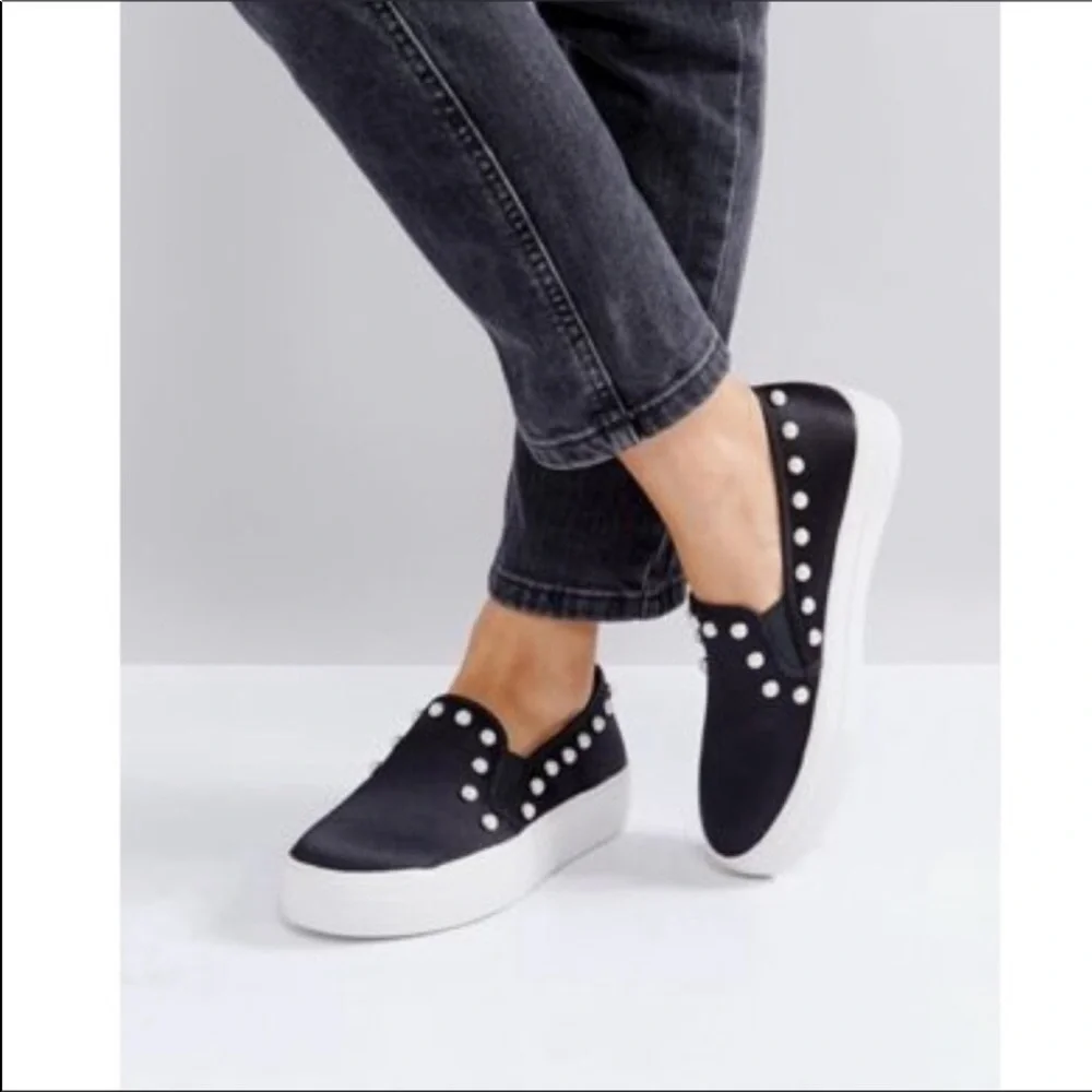 Steve Madden Glacier Pearl Slip On Platform Shoes